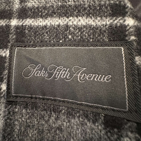 ✨NWOT SAKS FIFTH AVENUE✨ Wool Blend Sport Coat - US 3XL, Grey Plaid - Picture 4 of 6